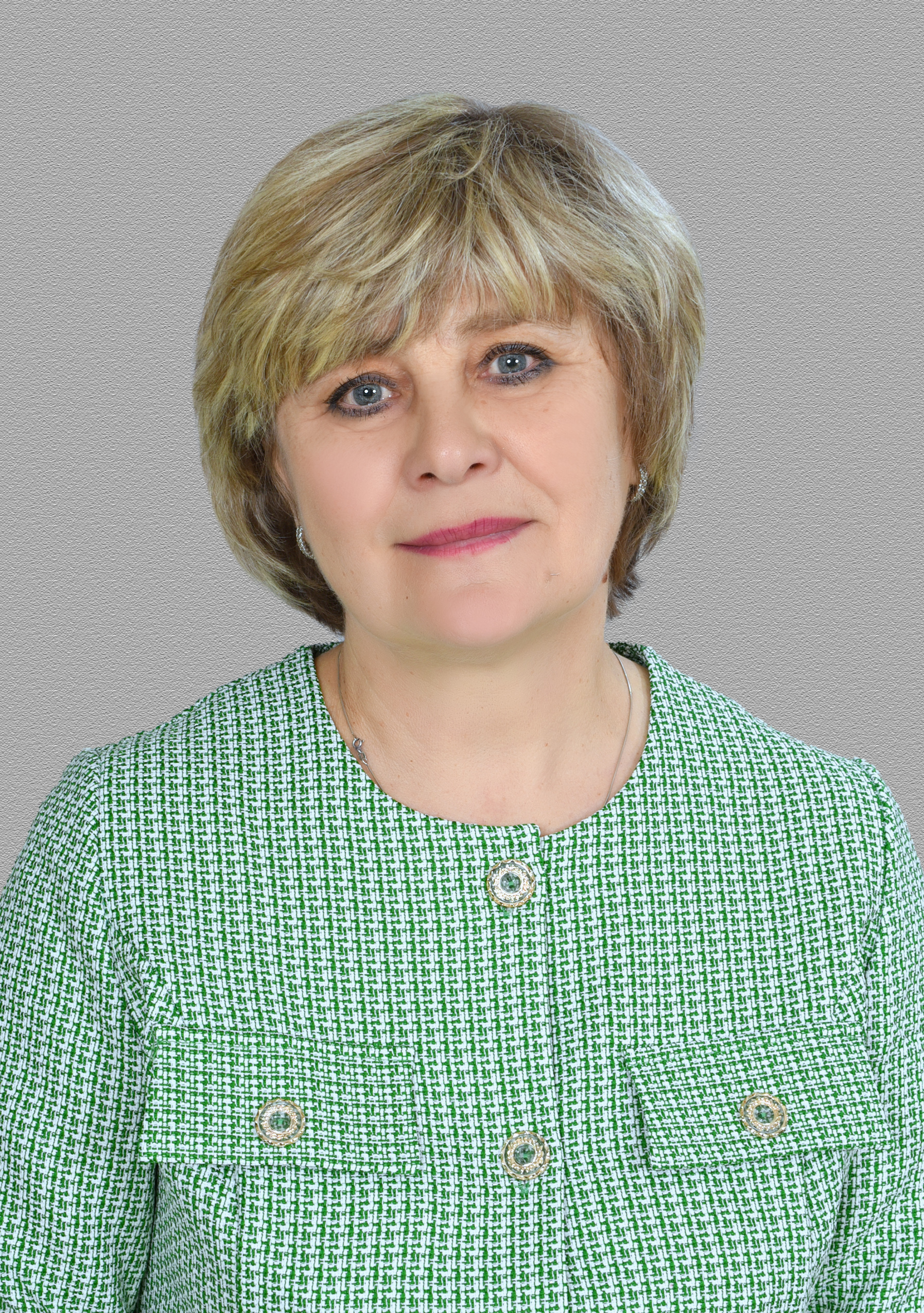Старший воспитатель Лескив Елена Петровна.